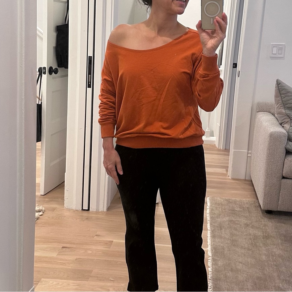 L'Agence Kimora Off-shoulder sweatshirt - Picture 3 of 6